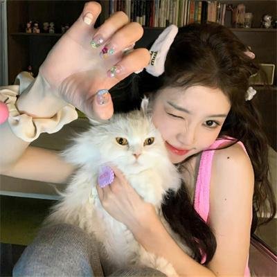 老婆是女帝这个反派我当定了